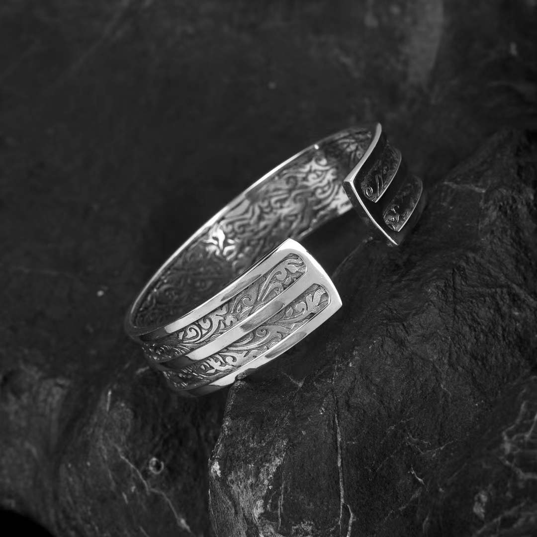 Bravon - Sculpted Vine Silver Cuff Bracelet