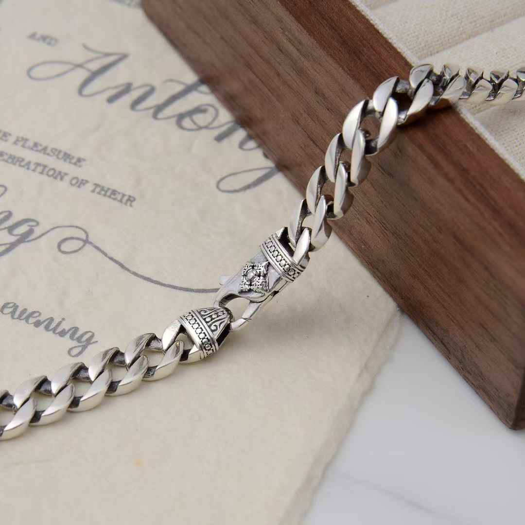 Vardo - Silver Cuban Link Necklace