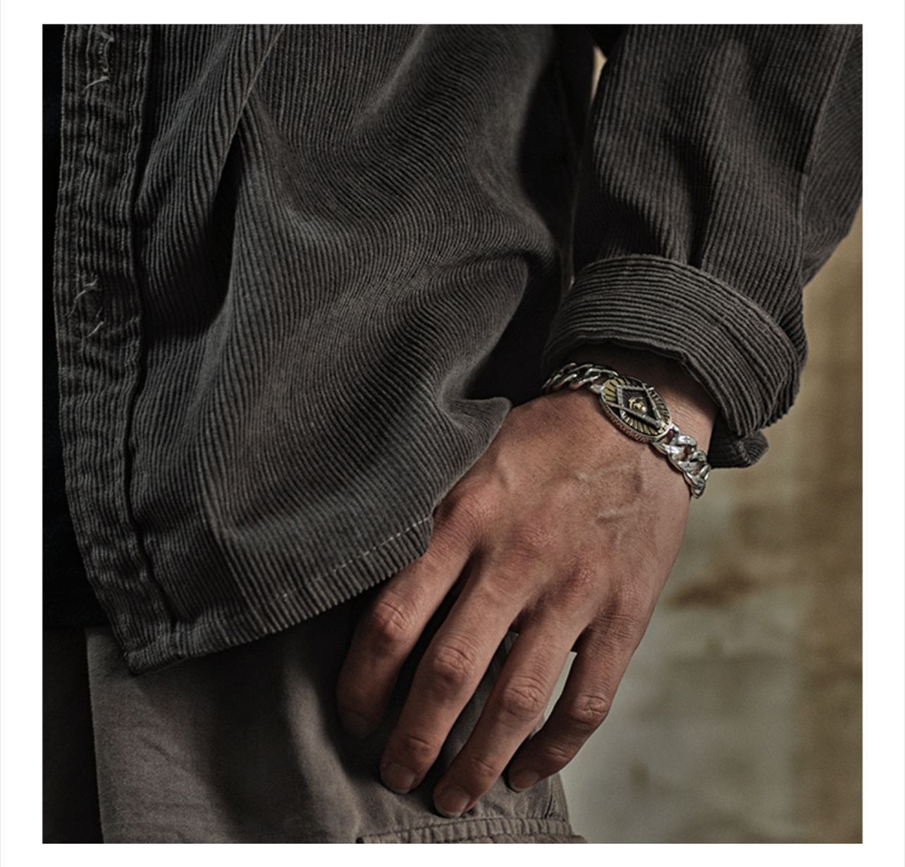 Avelor - Eye of Wisdom Silver Bracelet