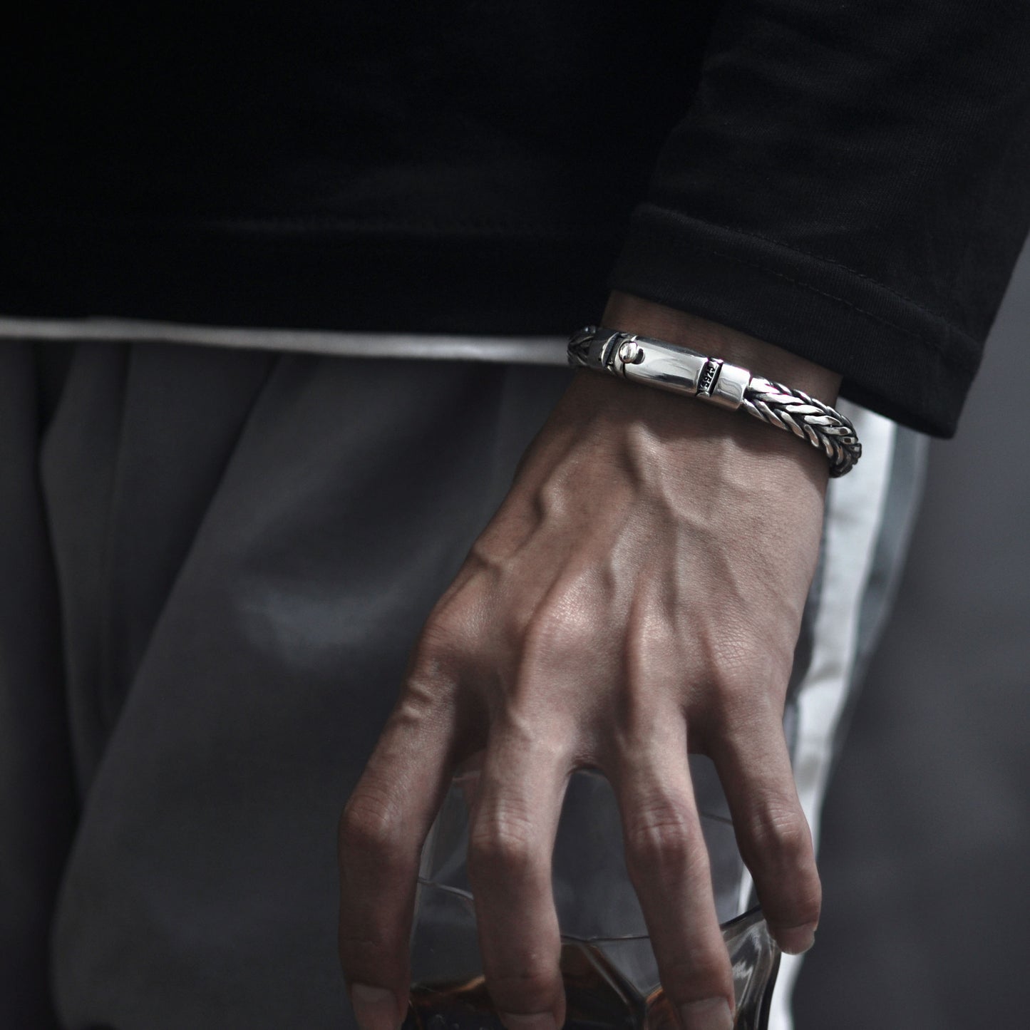 Peak - Vintage Handwoven Latch Bracelet