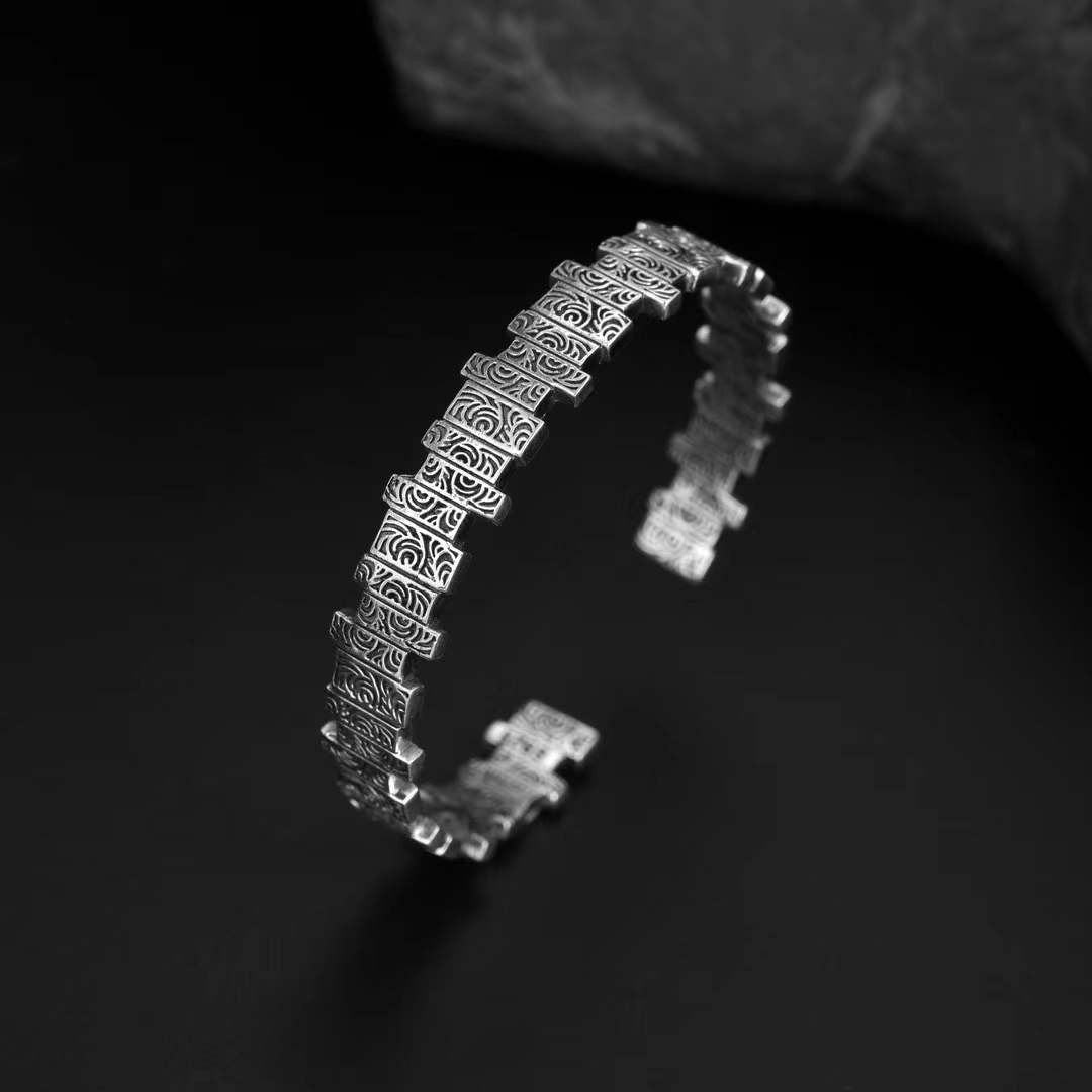 Virelan - Eternal Vine Silver Bracelet