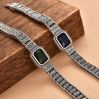 Zarif - Silver Bracelet with square-cut Sapphire & Emerald