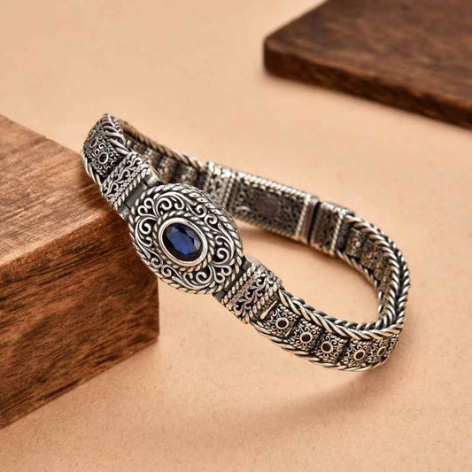 Zyros - Handcrafted Silver Bracelet
