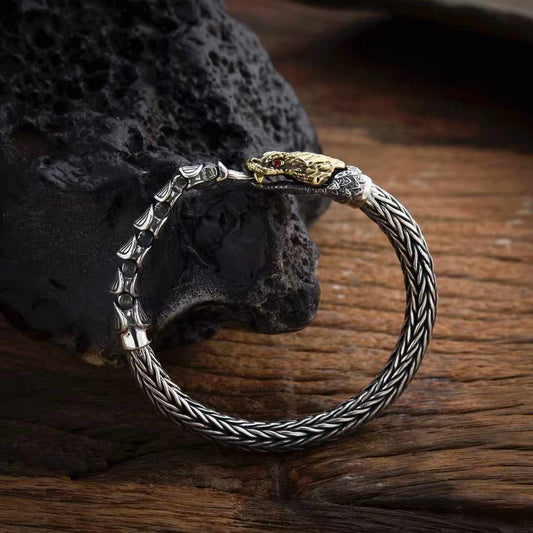 Veyron - Handcrafted Silver Bracelet