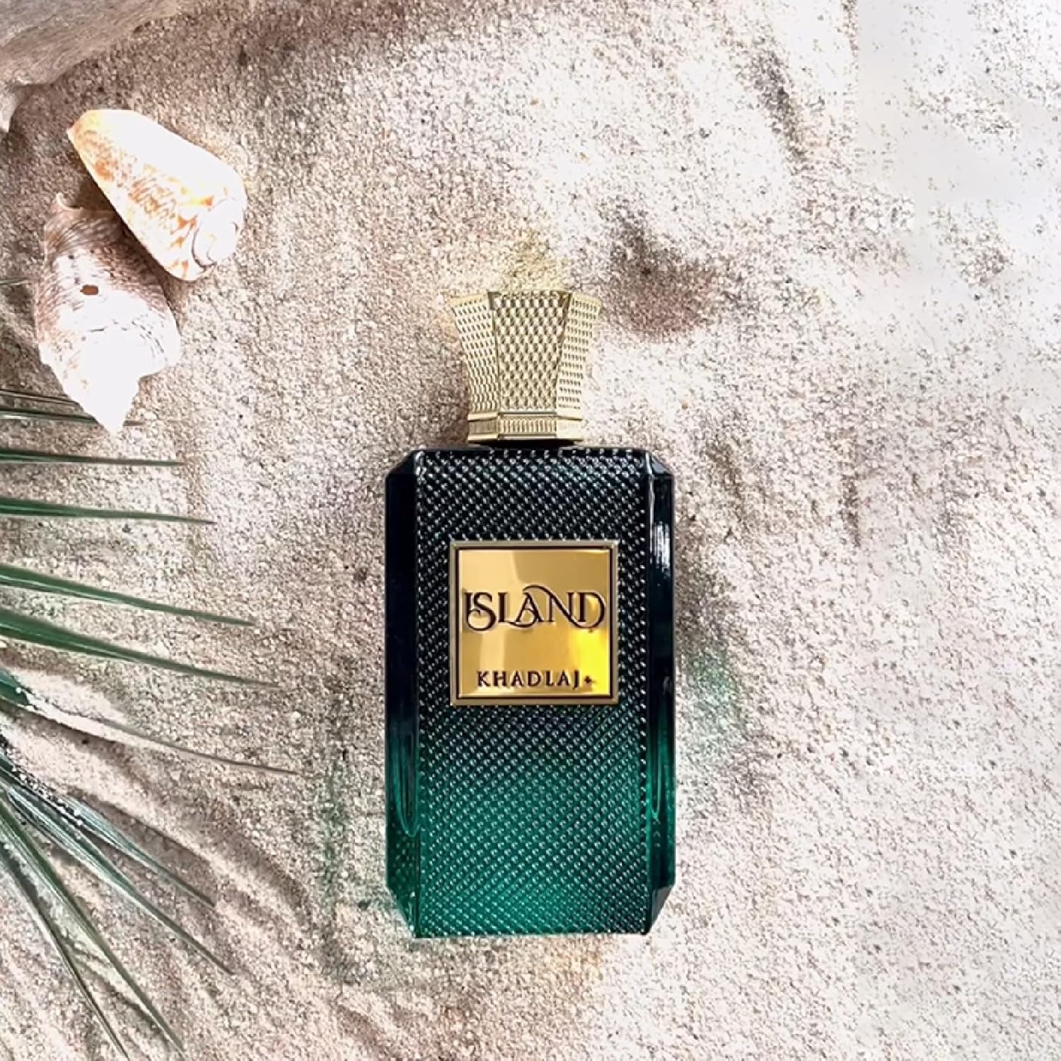 Meesue Khadlaj Island Extrait de Parfum featuring Bergamot, Jasmine & Amber