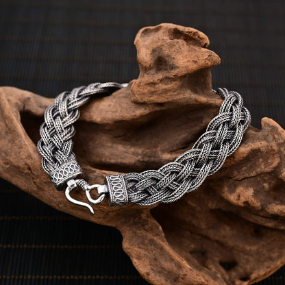 Lucent - Foxtail Braided Bracelet