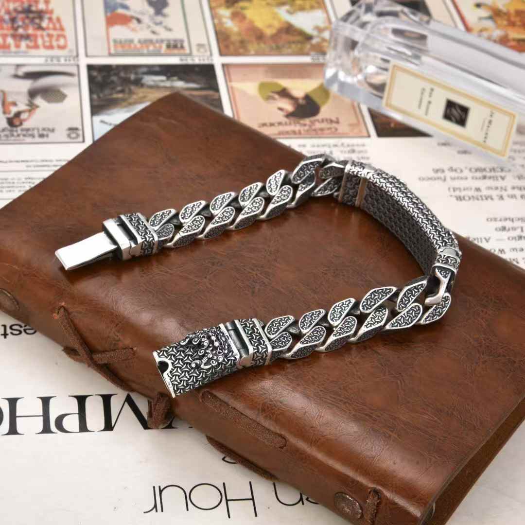 Lunari - Artisan Geometric Silver Bracelet