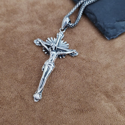 Zioro - Sterling Crucifix Pendant