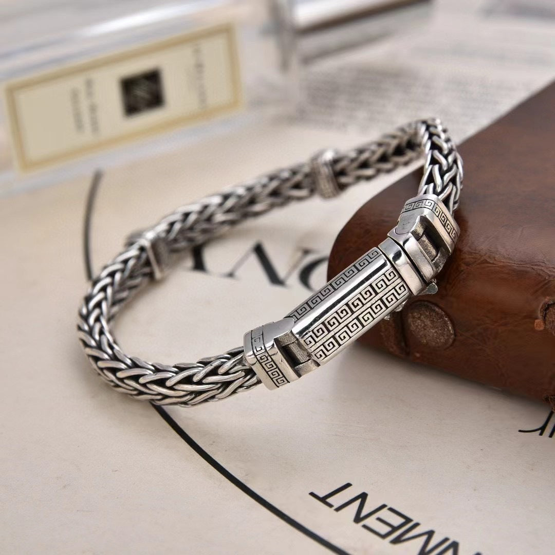 Marnix - Regal Twist Silver Bracelet