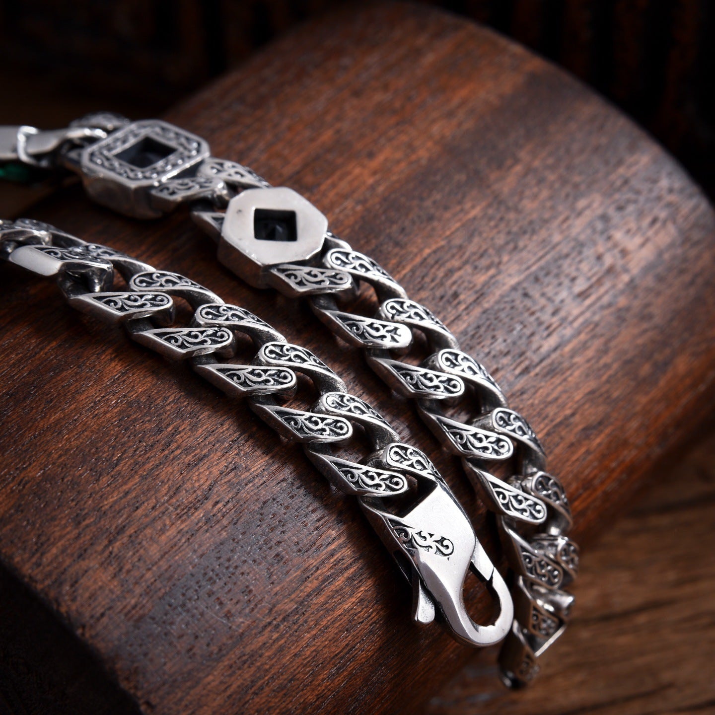 Ithor - Temple Path Silver Bracelet
