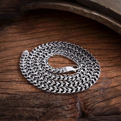 Eloska - Mindwoven Silver Chain