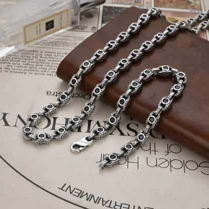 Vetrax - Ornate Silver Link Necklace