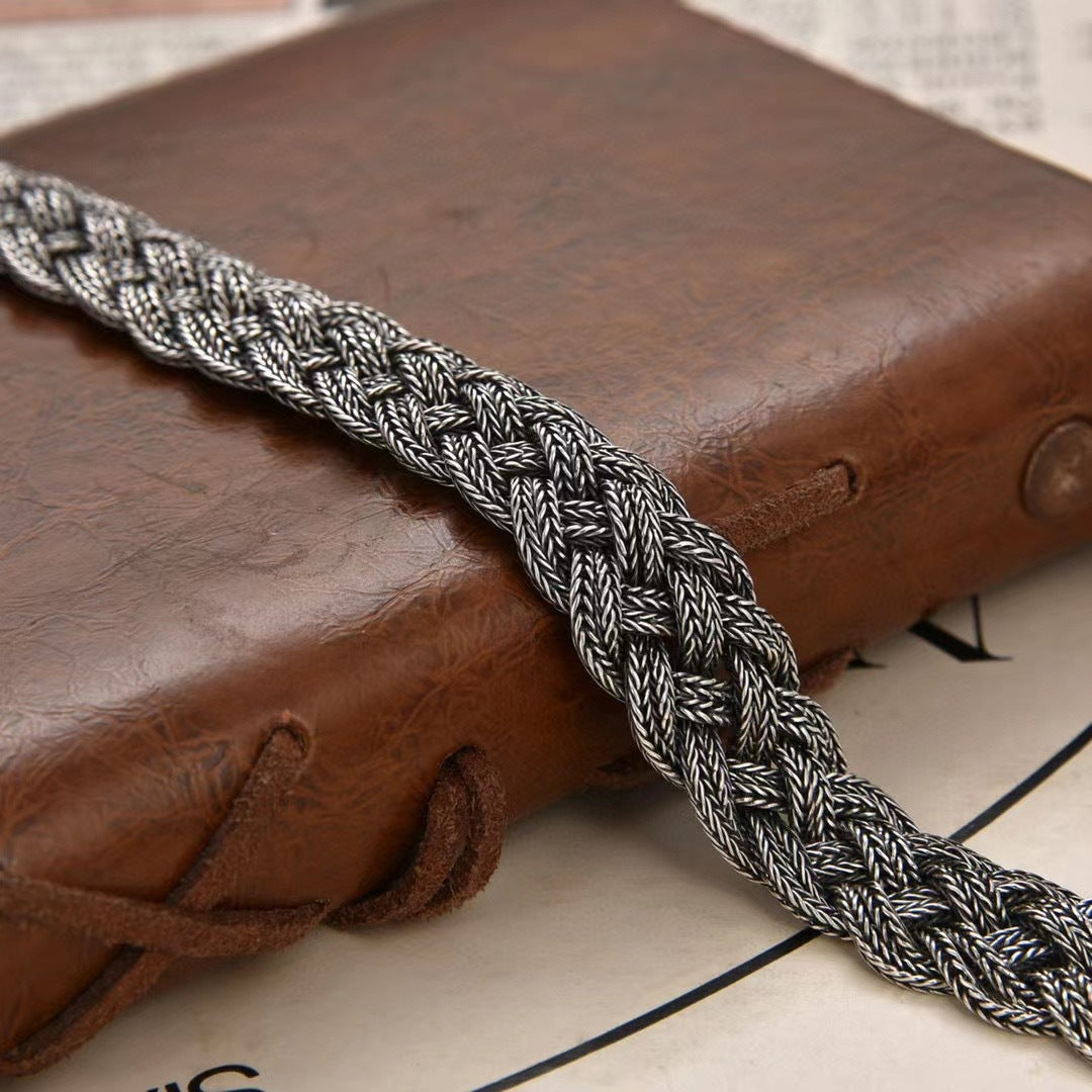 Lucent - Foxtail Braided Bracelet