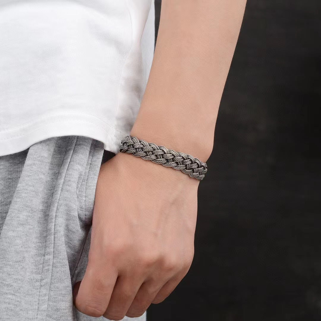 Lucent - Foxtail Braided Bracelet