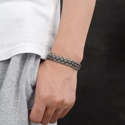 Lucent - Foxtail Braided Bracelet