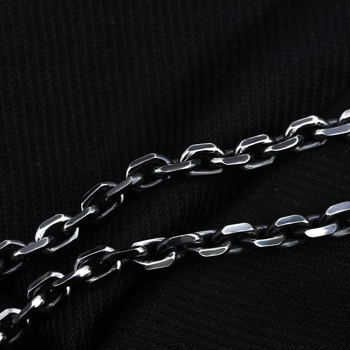 Arc- Silver Vintage Necklace